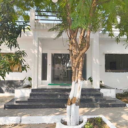 Abhiram Homestay Кхаджурахо Экстерьер фото